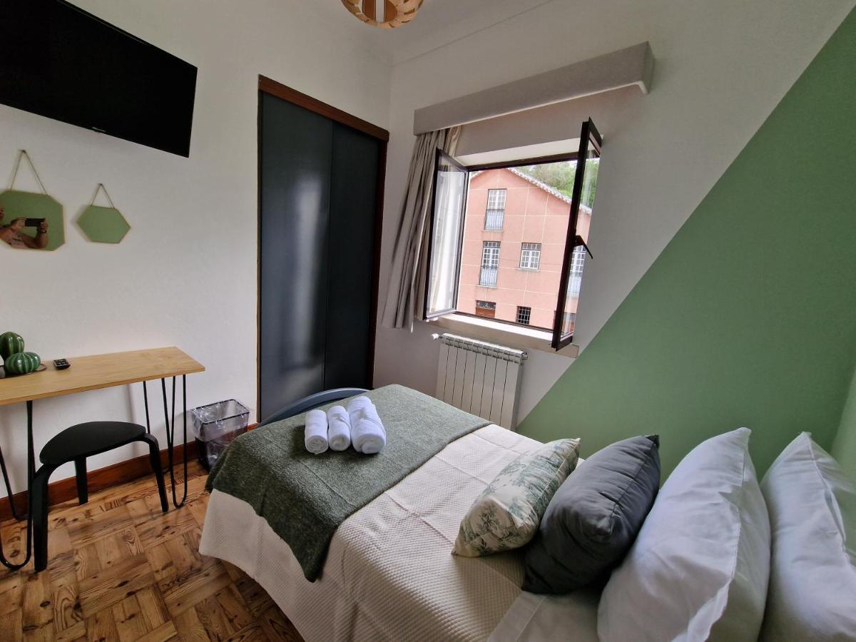 D'Aqui E D'Acola - Pardieiros Extérieur photo